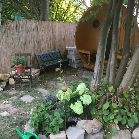 Apartment Ferienparadies In Traumlage Tinyhouse Mit Bach Im Gruenen Im Weserbergland Baentorfer Strasse 5 Nicht 30
