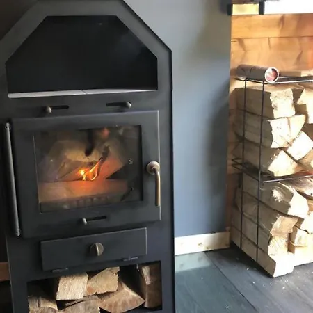 Ferienparadies In Traumlage Tinyhouse Mit Bach Im Gruenen Im Weserbergland Baentorfer Strasse 5 Nicht 30