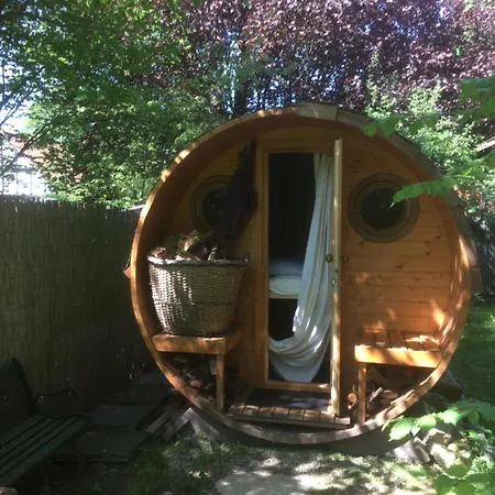Apartment Ferienparadies In Traumlage Tinyhouse Mit Bach Im Gruenen Im Weserbergland Baentorfer Strasse 5 Nicht 30