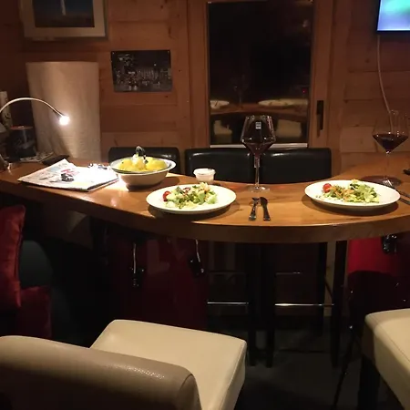 Apartment Ferienparadies In Traumlage Tinyhouse Mit Bach Im Gruenen Im Weserbergland Baentorfer Strasse 5 Nicht 30 *